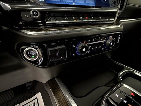 Used 2024 Chevrolet Silverado 1500 RST image 22