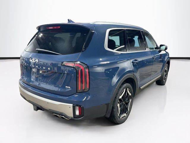 Used 2024 Kia Telluride EX w/ EX Captain's Chair Package AWD/4WD image 7