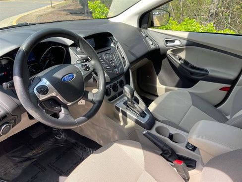 Used 2014 Ford Focus SE image 77