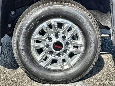 New 2025 GMC Sierra 2500 SLE image 12