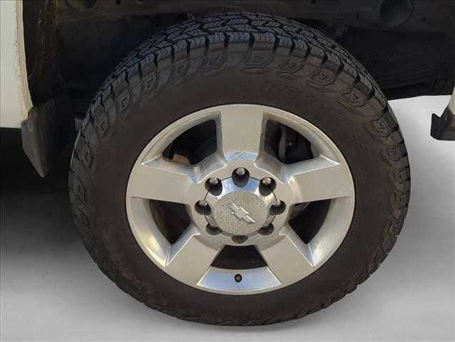 Used 2016 Chevrolet Silverado 2500 LTZ w/ Duramax Plus Package AWD/4WD image 7