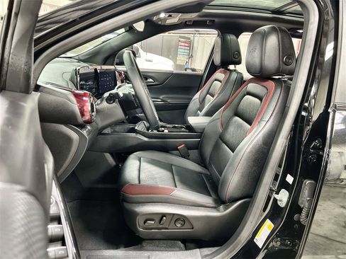 Used 2025 Chevrolet Equinox RS w/ Convenience Package III image 11