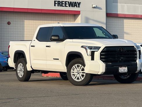 Certified 2025 Toyota Tundra SR5 image 2