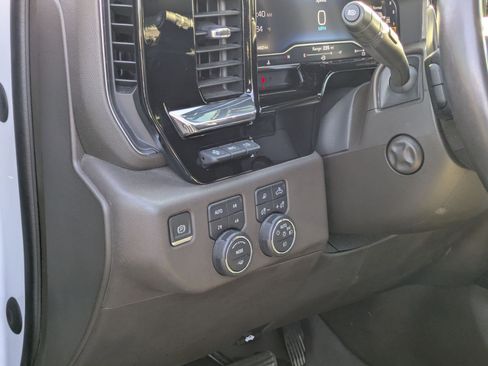 Certified 2023 Chevrolet Silverado 1500 LTZ w/ LTZ Premium Package image 10