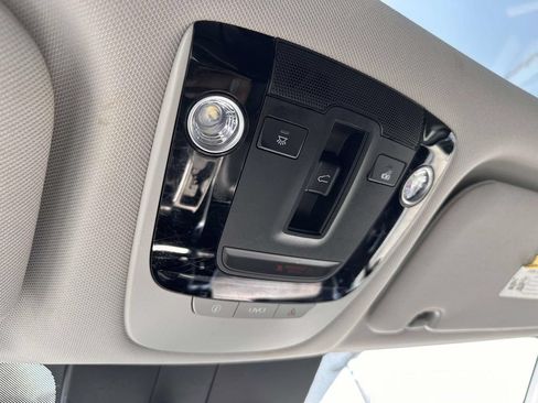 Used 2022 Kia Sorento S w/ Panoramic Sunroof Package AWD/4WD image 28