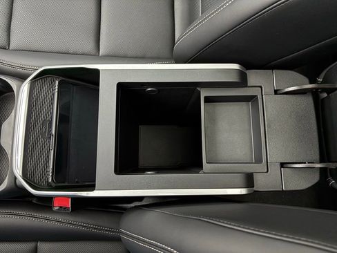 New 2026 GMC Terrain Elevation w/ Elevation Premium Package image 32