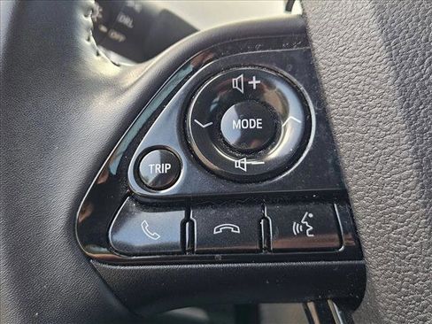 Used 2021 Toyota Prius Prime LE image 10