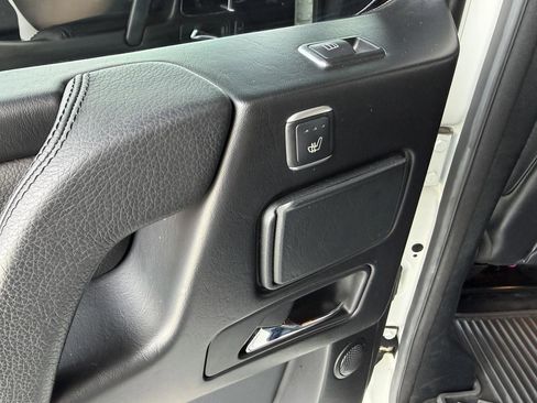 Used 2017 Mercedes-Benz G 550 image 35