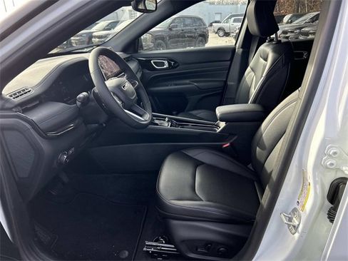New 2026 Jeep Compass Limited image 6