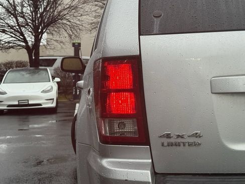 Used 2006 Jeep Grand Cherokee Limited image 33