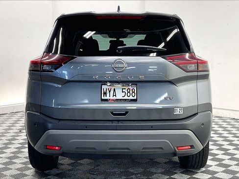 Used 2023 Nissan Rogue SV FWD image 3