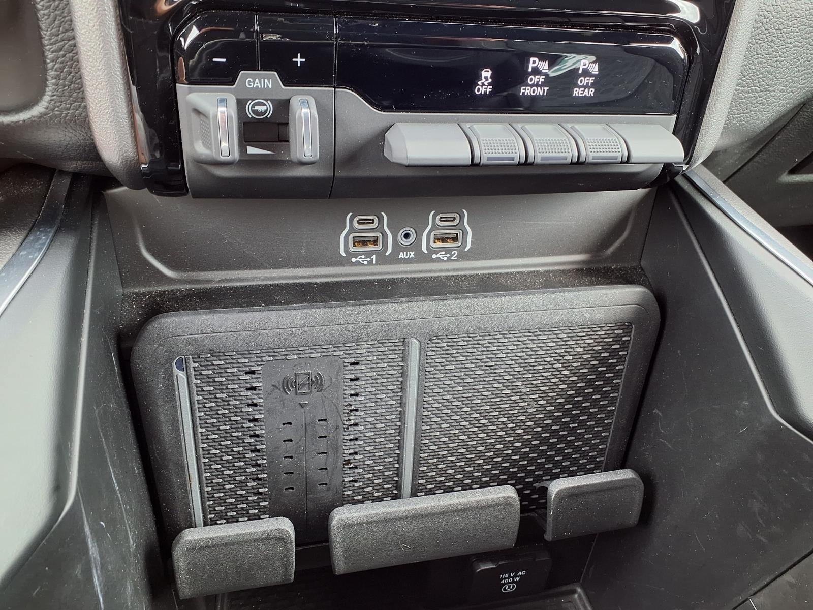 Used 2025 RAM 1500 Big Horn AWD/4WD image 9