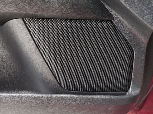 Used 2018 Ford Fusion SE w/ Equipment Group 201A image 30