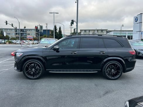 Used 2024 Mercedes-Benz GLS 580 4MATIC image 2