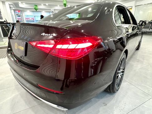 Used 2022 Mercedes-Benz C 300 4MATIC Sedan w/ Exclusive Trim Package image 7