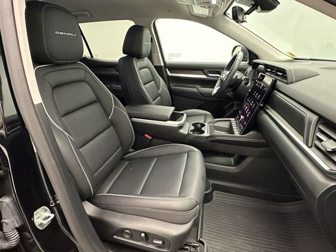 Certified 2026 GMC Terrain Denali AWD/4WD image 25