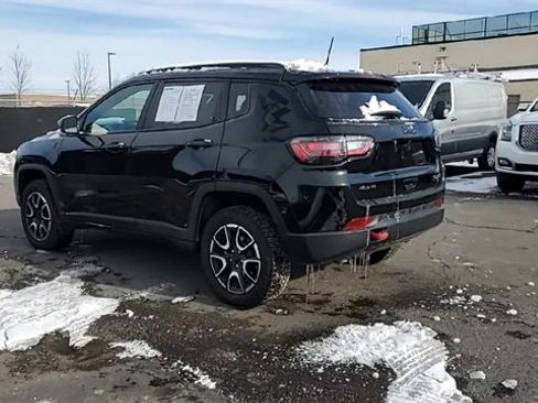 Used 2024 Jeep Compass Trailhawk w/ Trailhawk Elite Group image 4