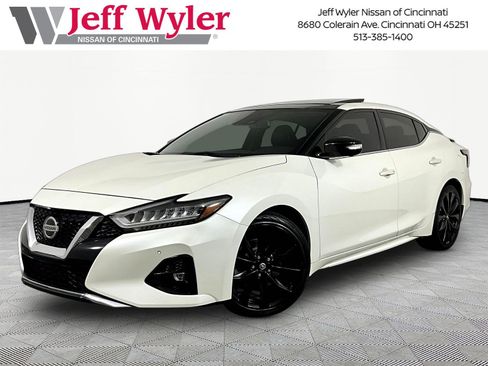 Used 2019 Nissan Maxima SR w/ Premium Package FWD image 1