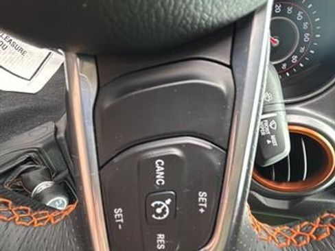 Used 2022 Jeep Gladiator Mojave w/ LED Lighting Group AWD/4WD image 17