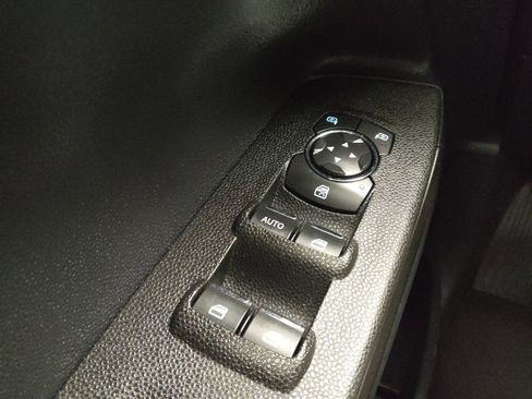 Used 2020 Ford EcoSport SE FWD image 27