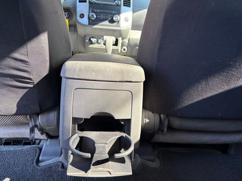 Used 2016 Nissan Frontier SV image 34