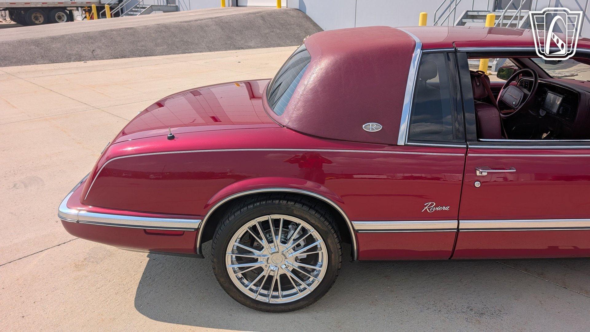 Used 1990 Buick Riviera Coupe FWD image 35