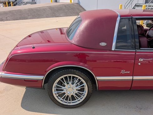 Used 1990 Buick Riviera Coupe FWD image 35
