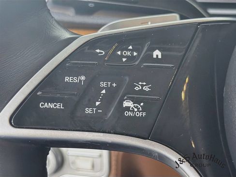 Used 2024 Mercedes-Benz GLE 350 4MATIC image 13