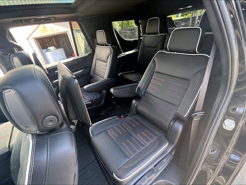 Used 2025 GMC Yukon AT4 Ultimate w/ LPO, Floor Liner Package AWD/4WD image 22