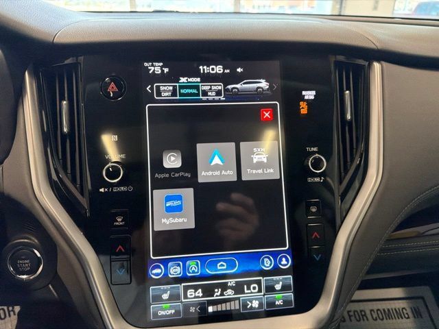 Used 2025 Subaru Outback Onyx Edition AWD/4WD image 26