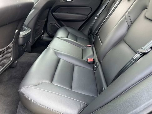 Certified 2025 Volvo XC60 B5 Plus image 13