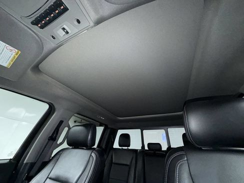 Used 2019 Ford F350 Lariat AWD/4WD image 23