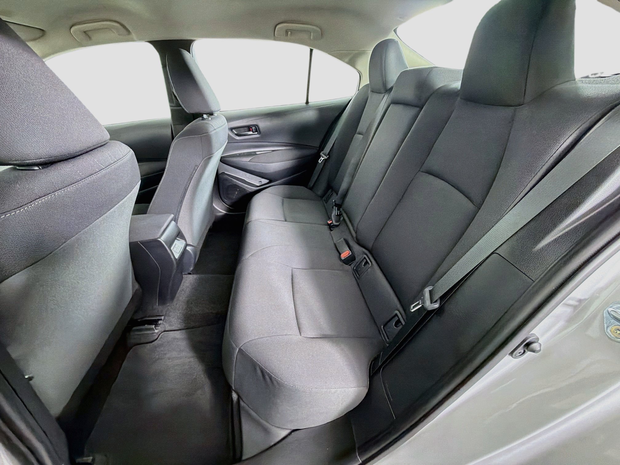 Used 2026 Toyota Corolla LE FWD image 26