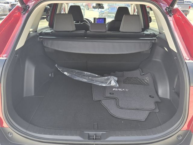 Used 2023 Toyota RAV4 XLE w/ Convenience Package FWD image 16