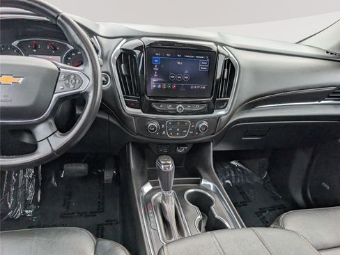 Used 2020 Chevrolet Traverse LT w/ LT Premium Package AWD/4WD image 22