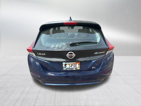 Used 2019 Nissan Leaf SL w/ SL Technology Package FWD image 9