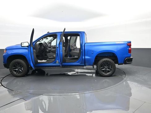 Used 2024 Chevrolet Silverado 1500 Custom Trail Boss w/ LPO, Dark Essentials Package AWD/4WD image 28