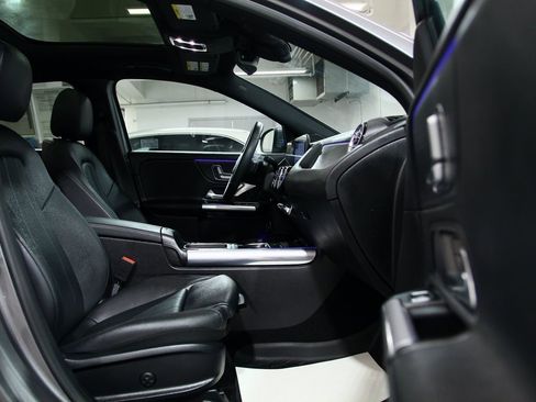 Used 2025 Mercedes-Benz GLA 250 GLA 250 image 24