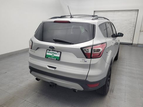 Used 2017 Ford Escape SE w/ Equipment Group 201A AWD/4WD image 7