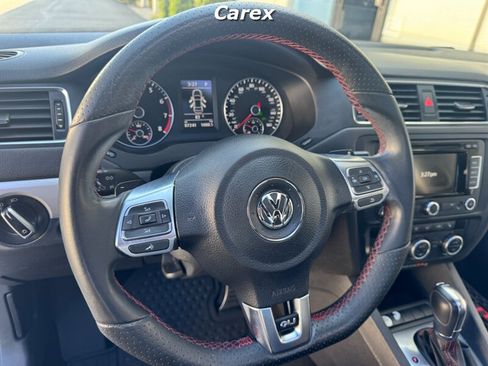 Used 2014 Volkswagen Jetta GLI Autobahn FWD image 17