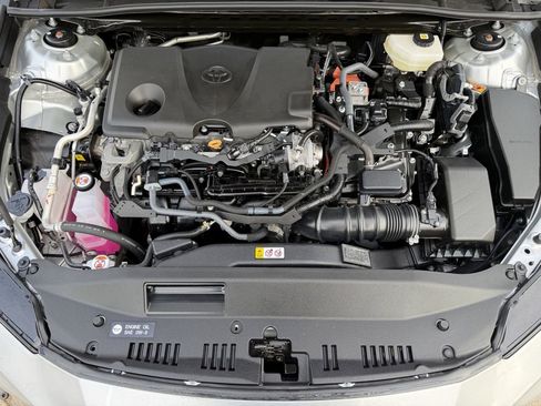 Used 2025 Toyota Camry LE FWD image 30