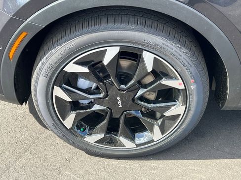 New 2025 Kia Sorento SX FWD image 12