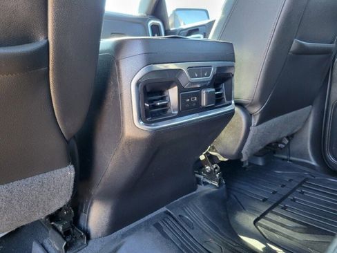 Used 2019 GMC Sierra 1500 SLT image 29