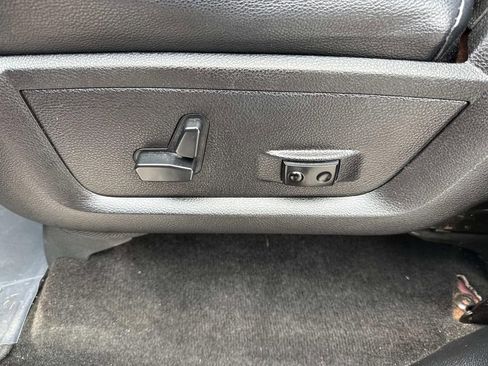 Used 2013 RAM 1500 Sport w/ Sport Premium Group image 24