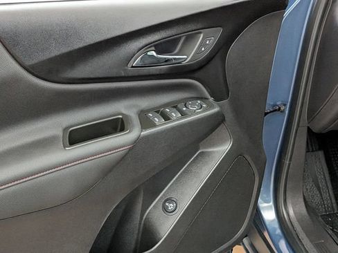 Used 2024 Chevrolet Equinox RS w/ LPO, Floor Liner Package FWD image 15