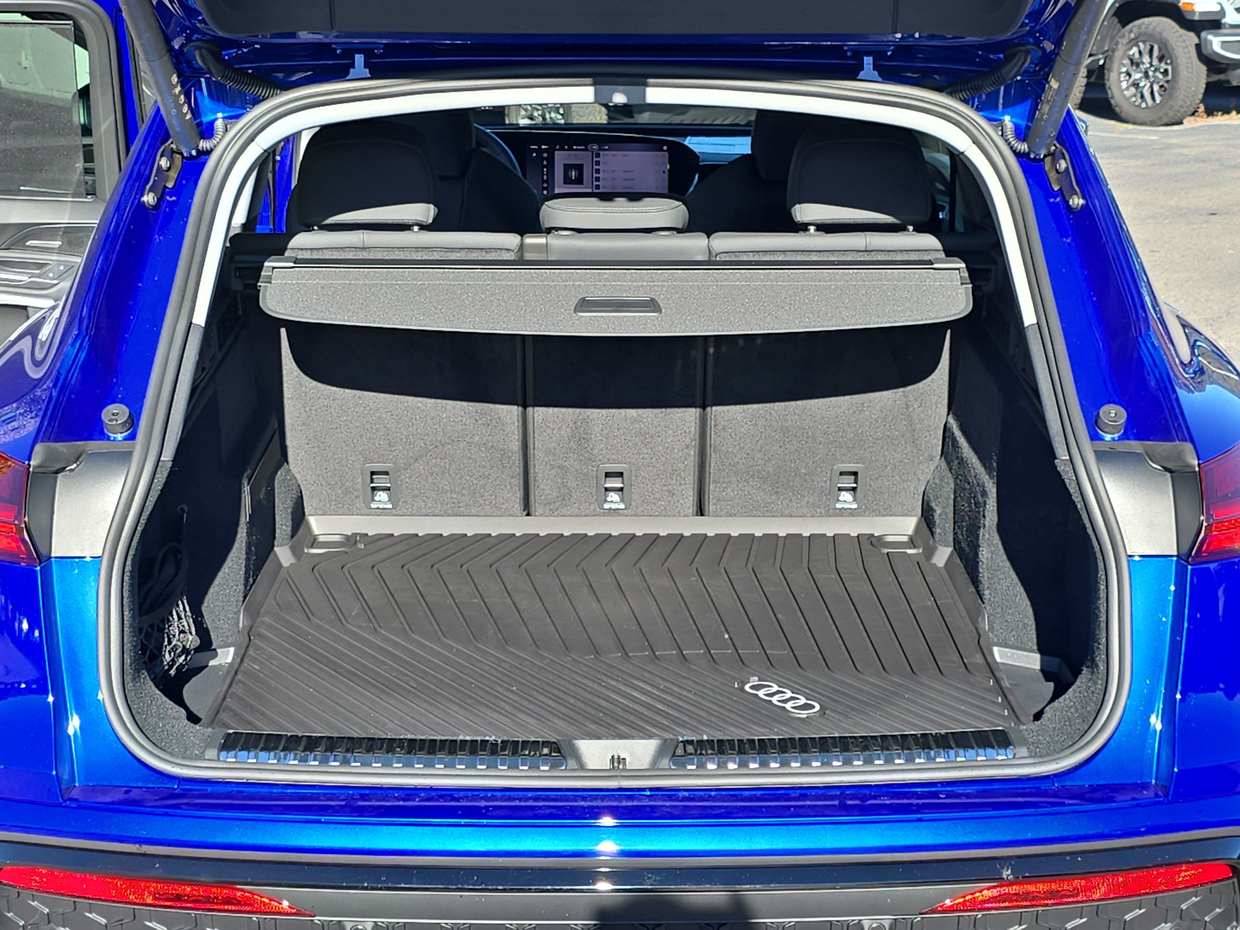 New 2026 Audi Q5 Prestige AWD/4WD image 12