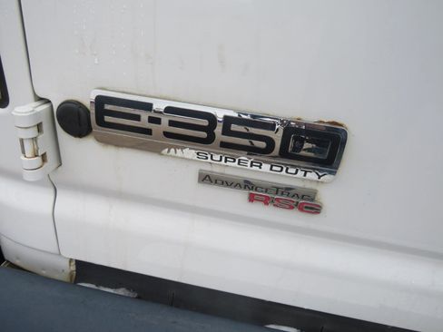 Used 2012 Ford E-350 and Econoline 350 Extended Super Duty w/ PWR Group image 24