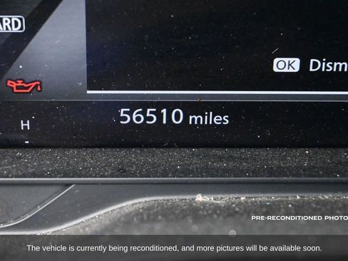 Used 2022 Nissan Pathfinder Platinum w/ Cargo Package image 7