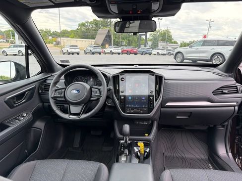 Used 2026 Subaru Forester Premium AWD/4WD image 21