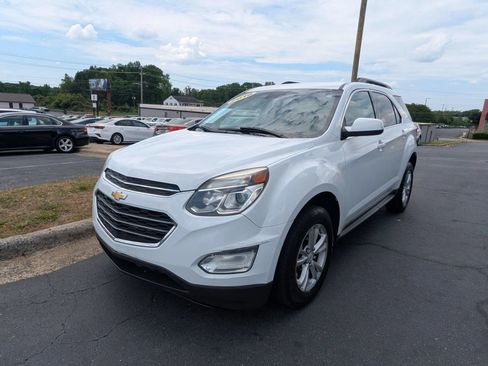 Used 2016 Chevrolet Equinox LT FWD image 3